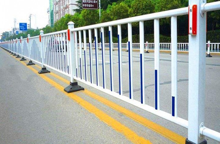 市政道路護欄